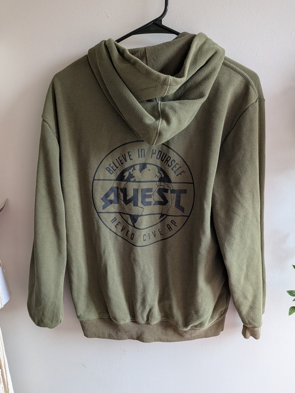 HeyBig Olive Green Fleeced Graphic Pullover Hoodie with Globe Print